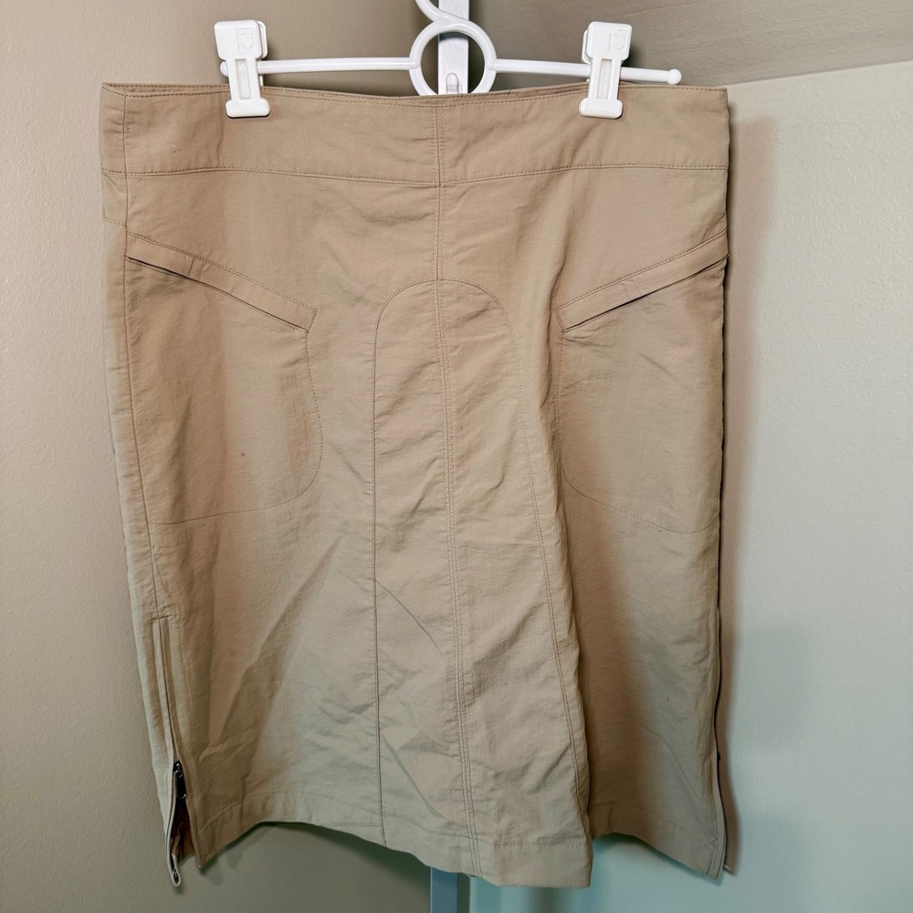 Royal Robbins Womens Tan Nylon Ripstop‎ Hiking Utility Skirt Side Zip Size 8